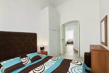 Nonis Apartment