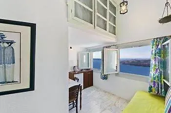 Nonis Apartment Fira (Santorini)